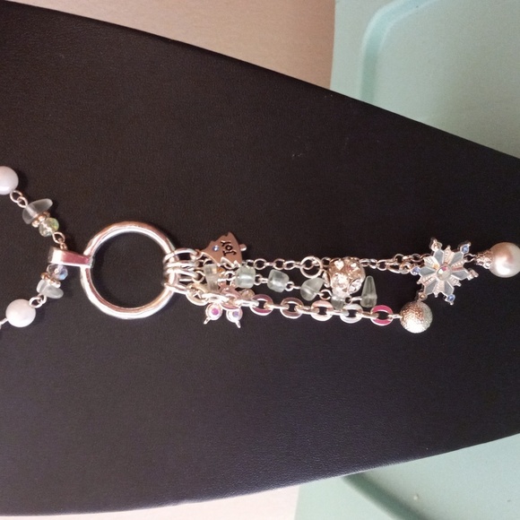 Holiday Christmas Silver Tone Snowflake Necklace Dangle Charms Rhinestone Beaded - Picture 2 of 7